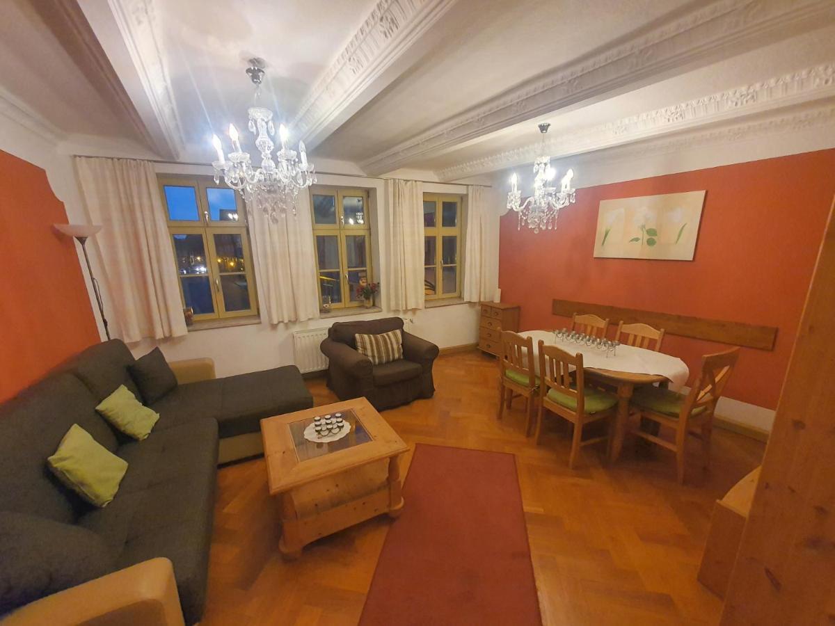 Hotel Zur Goldenen Sonne Кведлинбург Экстерьер фото